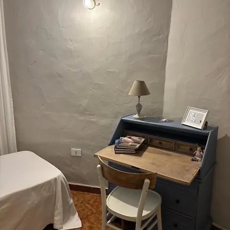 Casa vacanze Bifamiliare Con Giardino *