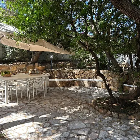 Bifamiliare Con Giardino Ferienhaus *